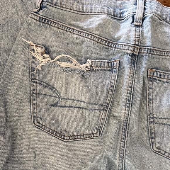American Eagle Outfitters Light Blue Baggy Jeans - Picture 6 of 10